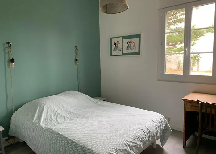 Grande Maison Bord De - 4 *